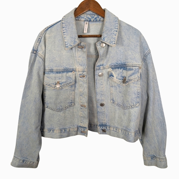 Zara Jackets & Blazers - ZARA Light Wash Cotton Boxy Oversized Button Down  Denim Jean Jacket